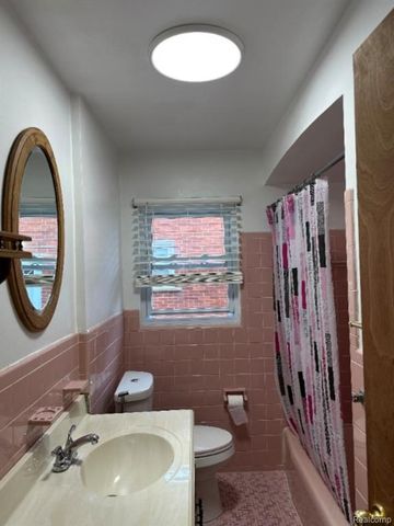 27201 Clairview Drive, Dearborn Heights, MI 48127