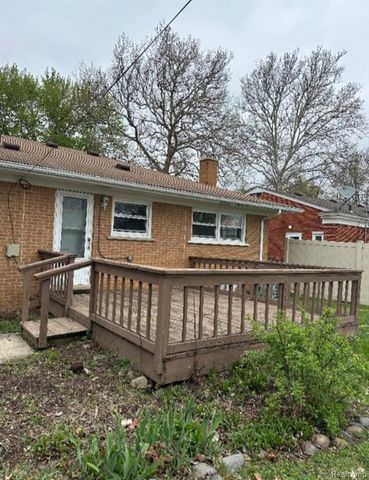 27201 Clairview Drive, Dearborn Heights, MI 48127