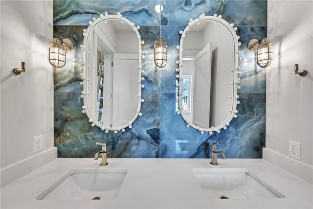 154 Speckled Egg Lane, Port Aransas, TX 78373