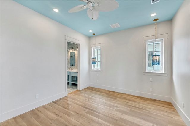 154 Speckled Egg Lane, Port Aransas, TX 78373