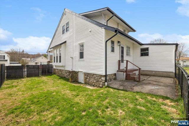 21 Center Street, Mount Olive Township, NJ 07828