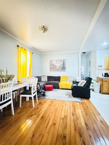 94-32 86th Road, Woodhaven, NY 11421