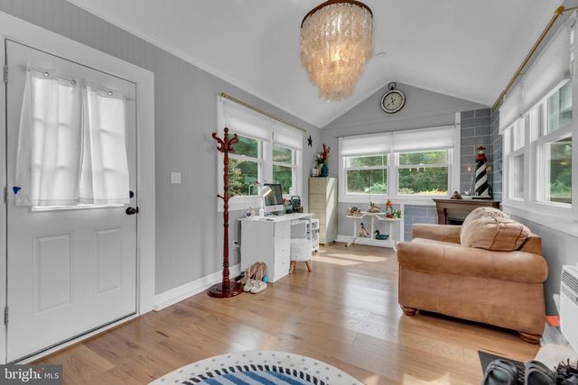 1197 CARRS RD, Annapolis, MD 21409
