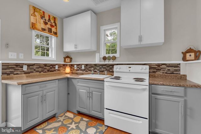 1197 CARRS RD, Annapolis, MD 21409