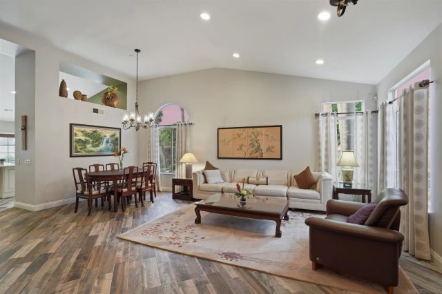 397 Moonstone Bay, Oceanside, CA 92057