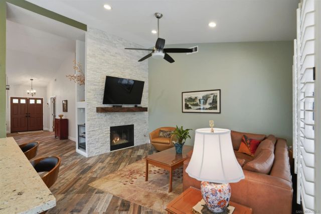 397 Moonstone Bay, Oceanside, CA 92057