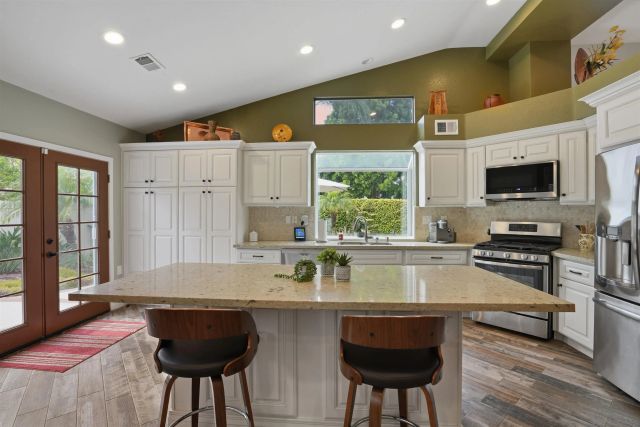 397 Moonstone Bay, Oceanside, CA 92057