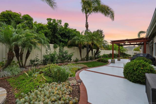 397 Moonstone Bay, Oceanside, CA 92057