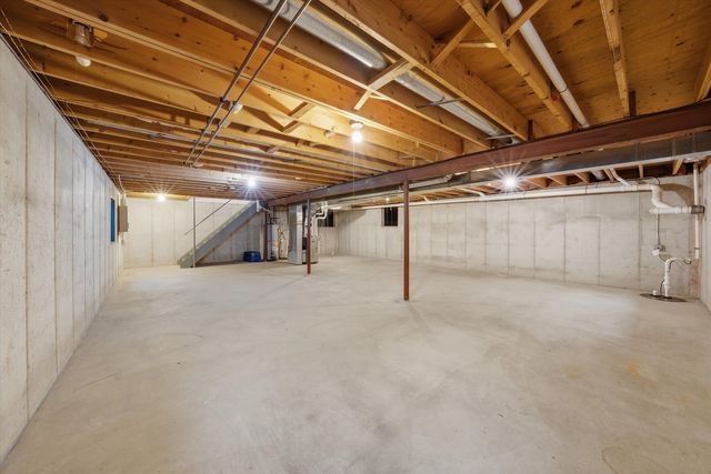 22646 Lawndale Avenue, Richton Park, IL 60471