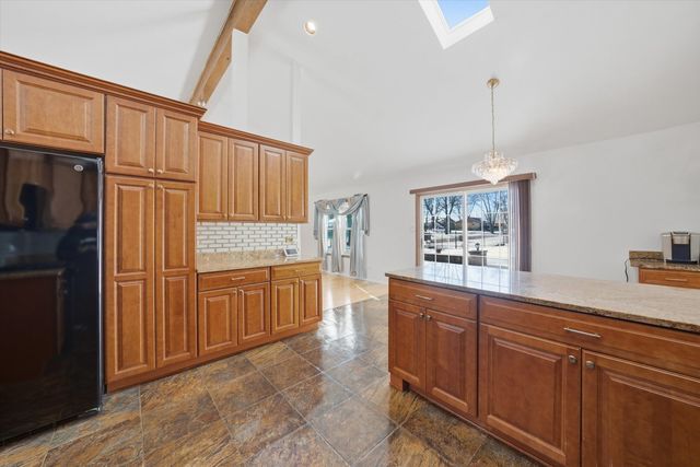 22646 Lawndale Avenue, Richton Park, IL 60471