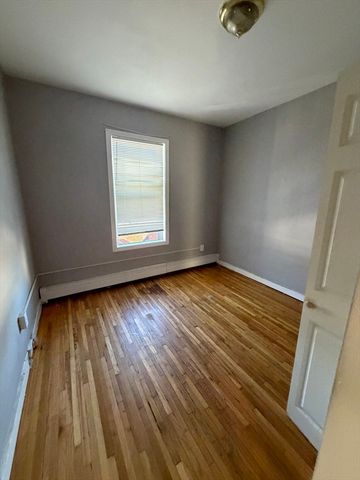 43 Adams St 2, Lynn, MA 01902