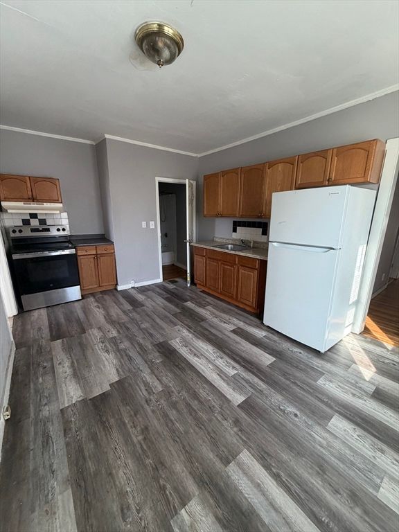 43 Adams St 2, Lynn, MA 01902