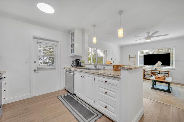 1140 S ORLANDO AVENUE F-1, Maitland, FL 32751