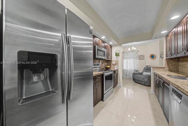 1600 SW 127th Way 102C, Pembroke Pines, FL 33027