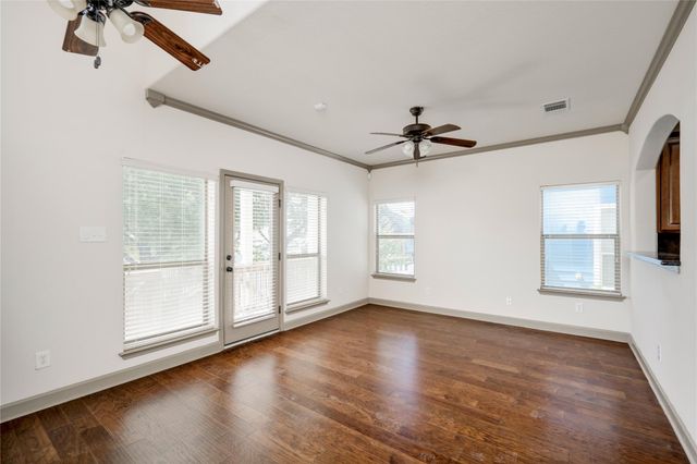 483 McGarity, Kyle, TX 78640