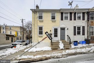 300 CARSON ST, Philadelphia, PA 19128