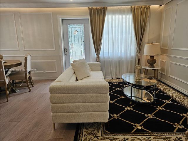 611 NE 14th Court 611, Fort Lauderdale, FL 33304
