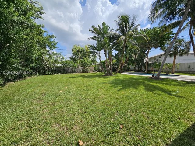 611 NE 14th Court 611, Fort Lauderdale, FL 33304
