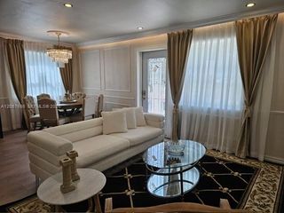 611 NE 14th Court 611, Fort Lauderdale, FL 33304