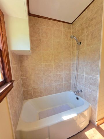 404 Rogers Ave, Henderson, TX 75652