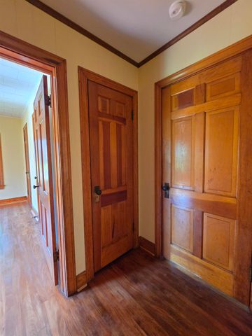404 Rogers Ave, Henderson, TX 75652
