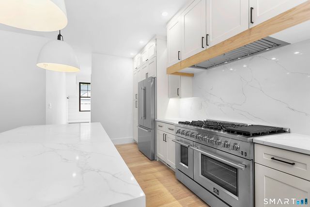 35 Oronoque Hills Road, Stratford, CT 06614