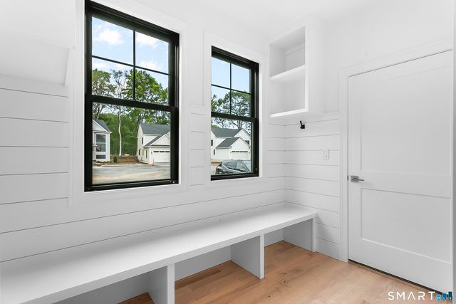 35 Oronoque Hills Road, Stratford, CT 06614