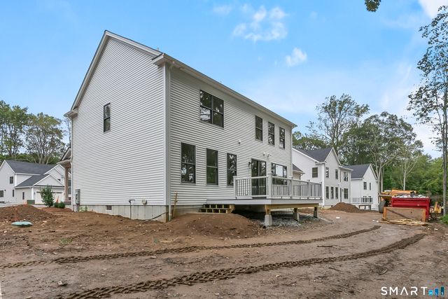 35 Oronoque Hills Road, Stratford, CT 06614