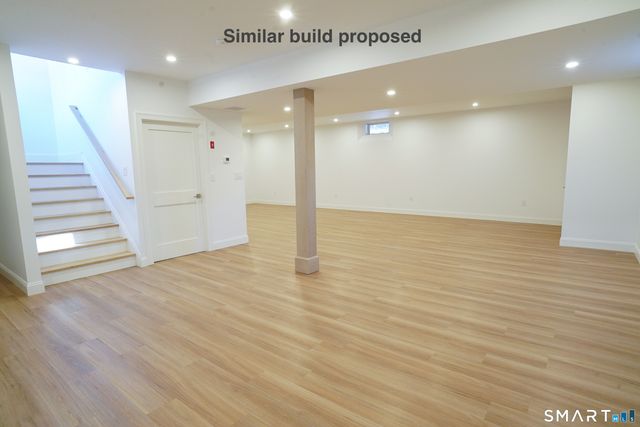 35 Oronoque Hills Road, Stratford, CT 06614