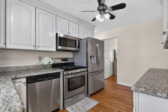 27 W First Street, Keyport, NJ 07735