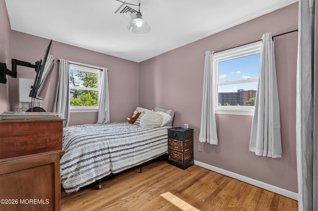 27 W First Street, Keyport, NJ 07735