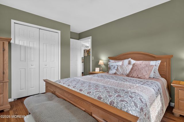 27 W First Street, Keyport, NJ 07735