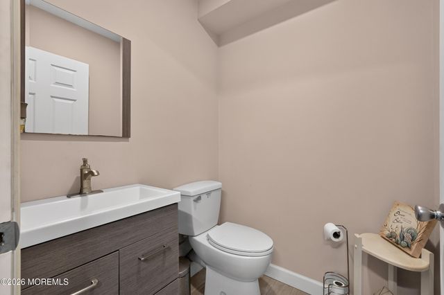 27 W First Street, Keyport, NJ 07735