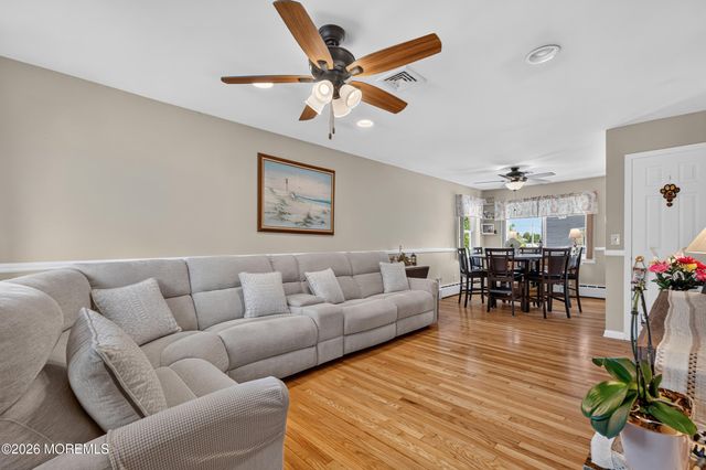 27 W First Street, Keyport, NJ 07735