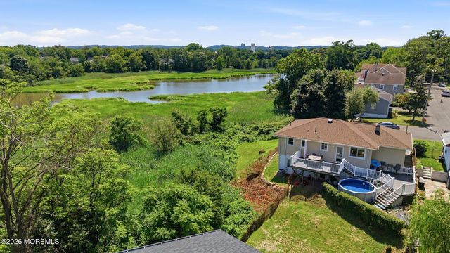 27 W First Street, Keyport, NJ 07735