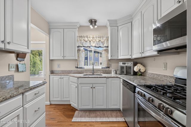 27 W First Street, Keyport, NJ 07735