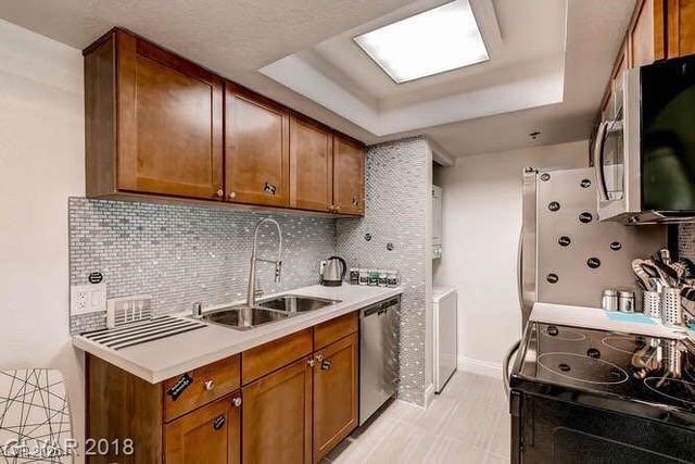 4200 South Valley View Boulevard 3051, Las Vegas, NV 89103