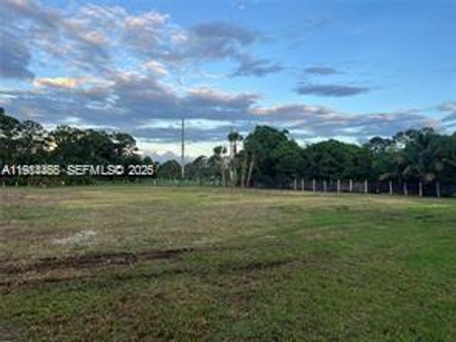 15854 Tangelo Blvd, Loxahatchee, FL 33412