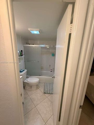 5501 NW 7th Street E207, Miami, FL 33126