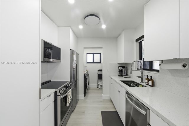 7491 Raleigh St, Hollywood, FL 33024