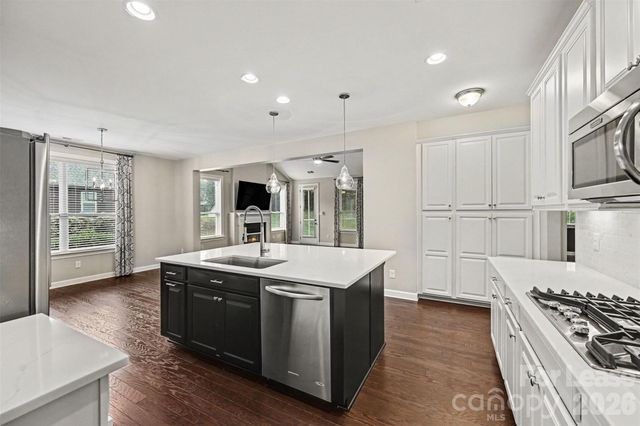 14131 Old Vermillion Drive, Huntersville, NC 28078
