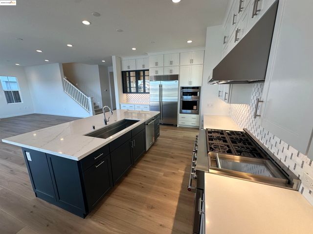 689 Point Place, Bethel Island, CA 94511