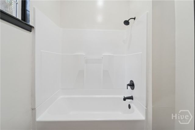 604 W 40th Street, Savannah, GA 31415