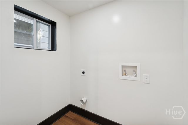 604 W 40th Street, Savannah, GA 31415