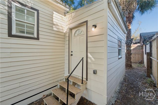 604 W 40th Street, Savannah, GA 31415