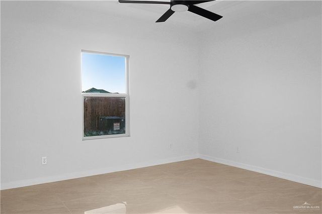 406 La Laguna Road, Mission, TX 78572