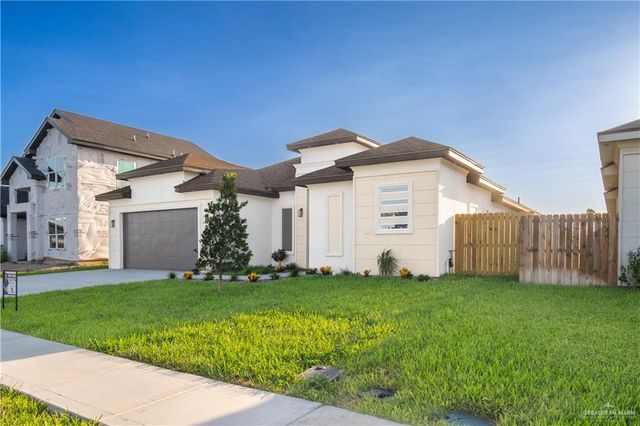 406 La Laguna Road, Mission, TX 78572
