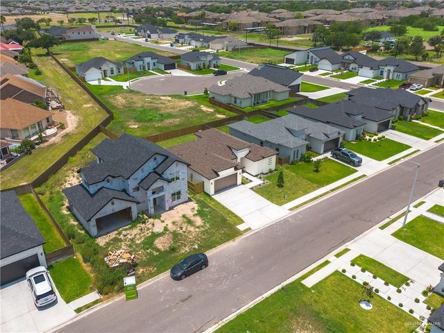 406 La Laguna Road, Mission, TX 78572