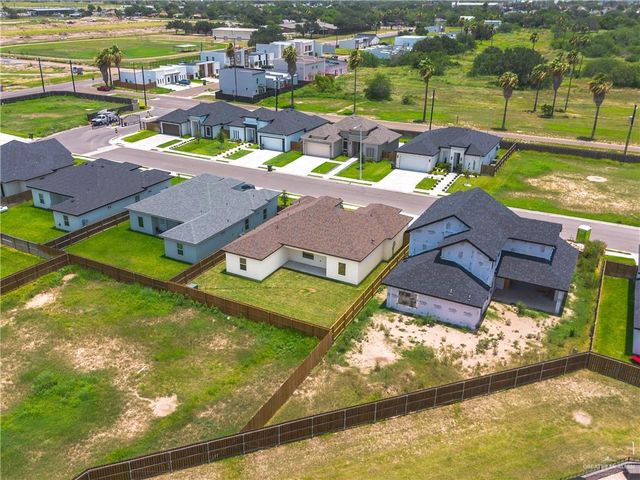 406 La Laguna Road, Mission, TX 78572