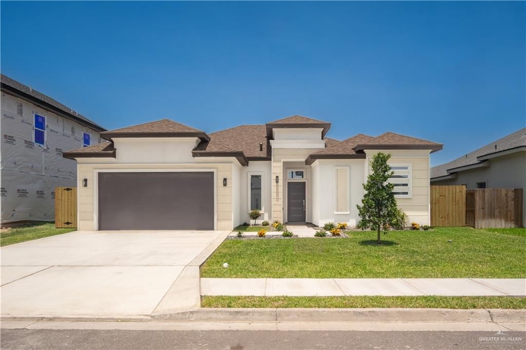 406 La Laguna Road, Mission, TX 78572